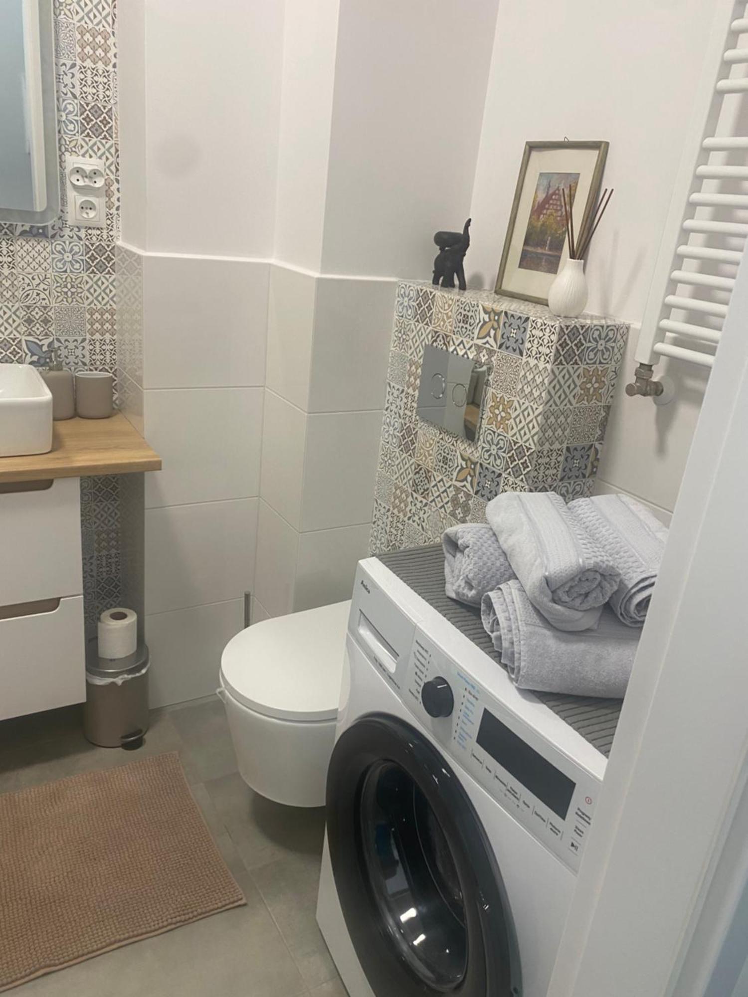Akademicka 8B Przy Onkologii Appartement Bydgoszcz Buitenkant foto